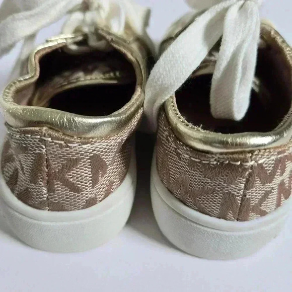 Michael Kors Gold Tan Lil Madeleine Monogram Lace Up Sneakers sz 6 - Picture 4 of 5